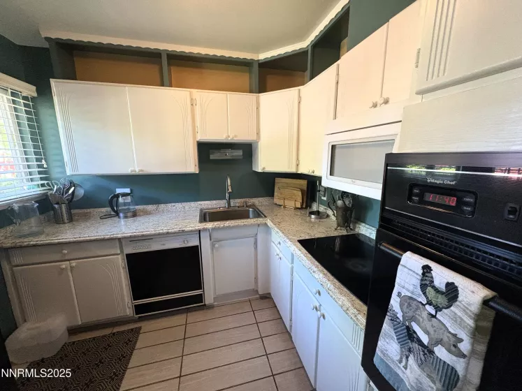 1940 4th, Sparks, Nevada 89431, 2 Bedrooms Bedrooms, ,1 BathroomBathrooms,Residential,Residential,4th,250053612