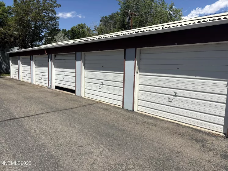 1940 4th, Sparks, Nevada 89431, 2 Bedrooms Bedrooms, ,1 BathroomBathrooms,Residential,Residential,4th,250053612
