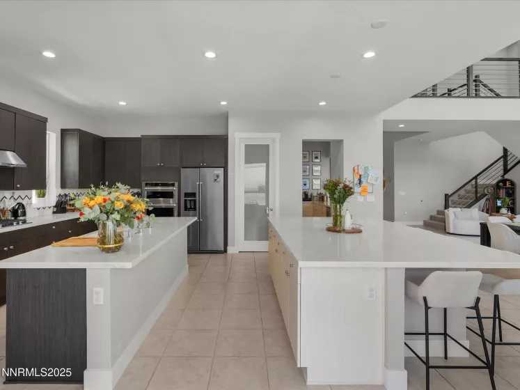 724 Marewood, Reno, Nevada 89511, 5 Bedrooms Bedrooms, ,6 BathroomsBathrooms,Residential,Residential,Marewood,250053613