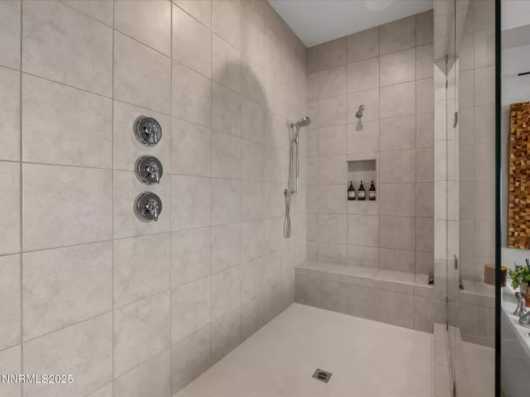 724 Marewood, Reno, Nevada 89511, 5 Bedrooms Bedrooms, ,6 BathroomsBathrooms,Residential,Residential,Marewood,250053613