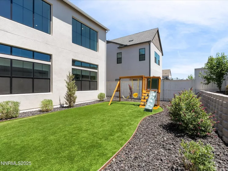 724 Marewood, Reno, Nevada 89511, 5 Bedrooms Bedrooms, ,6 BathroomsBathrooms,Residential,Residential,Marewood,250053613