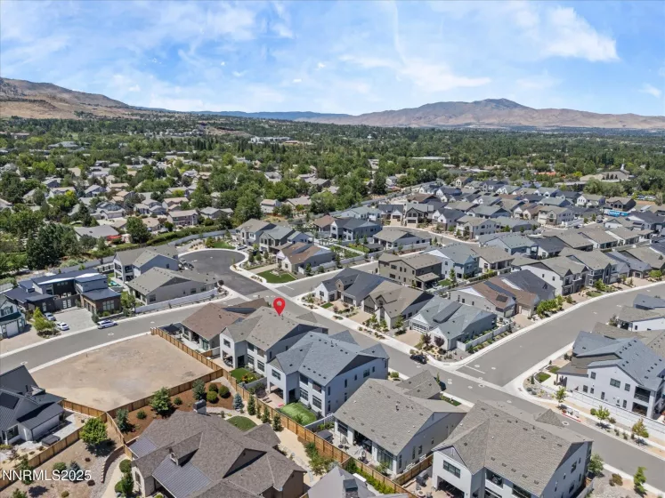 724 Marewood, Reno, Nevada 89511, 5 Bedrooms Bedrooms, ,6 BathroomsBathrooms,Residential,Residential,Marewood,250053613
