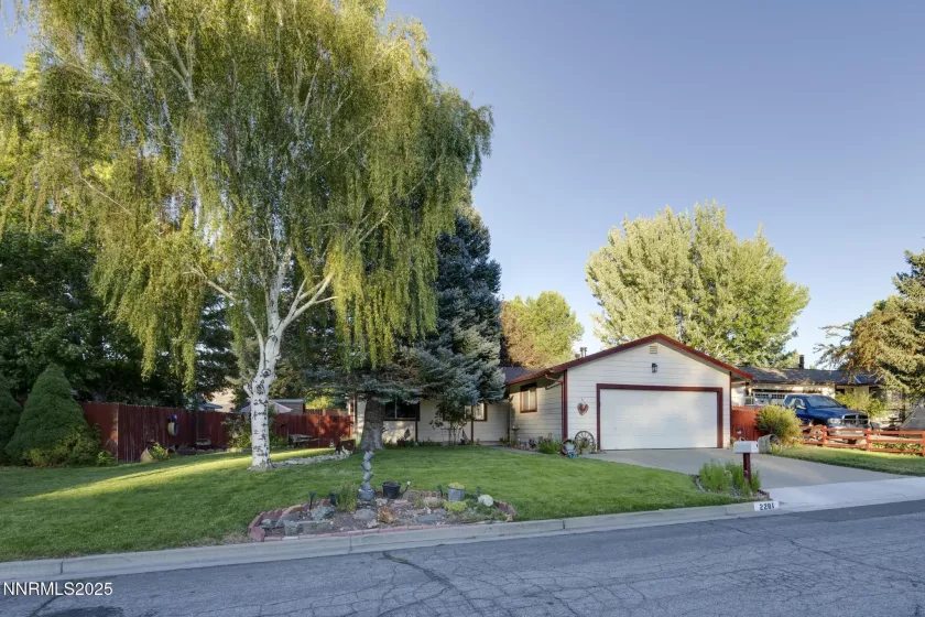 2281 Meadowbrook, Carson City, Nevada 89701, 3 Bedrooms Bedrooms, ,2 BathroomsBathrooms,Residential,Residential,Meadowbrook,250053621
