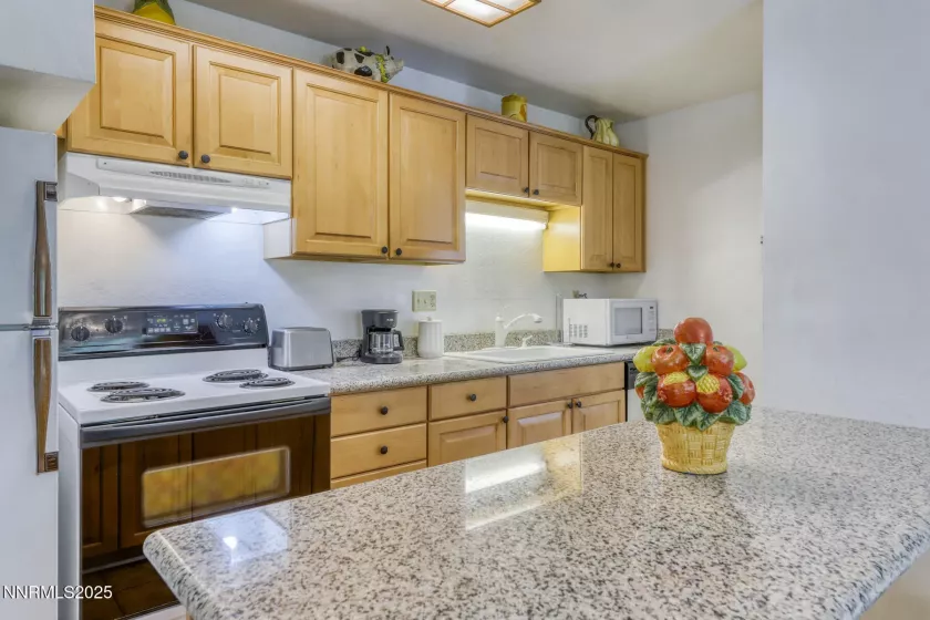 136 Juanita, Incline Village, Nevada 89451, 2 Bedrooms Bedrooms, ,2 BathroomsBathrooms,Residential,Residential,Juanita,250053618