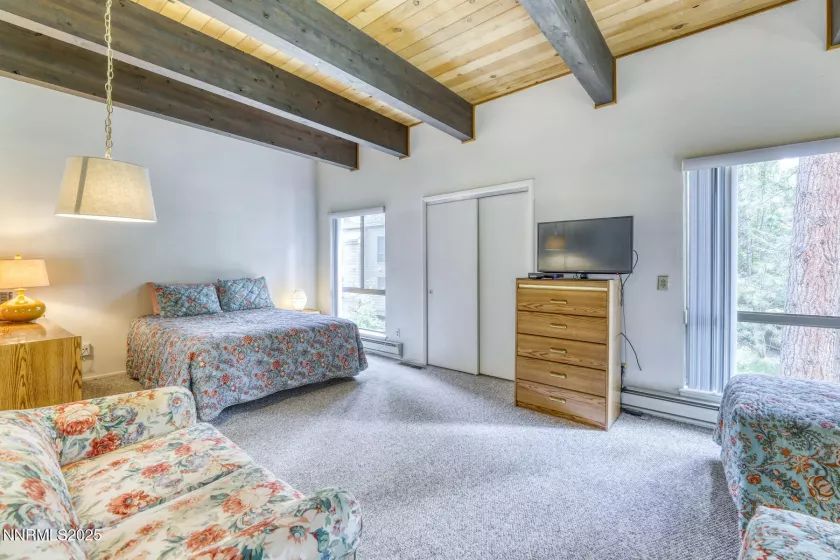 136 Juanita, Incline Village, Nevada 89451, 2 Bedrooms Bedrooms, ,2 BathroomsBathrooms,Residential,Residential,Juanita,250053618