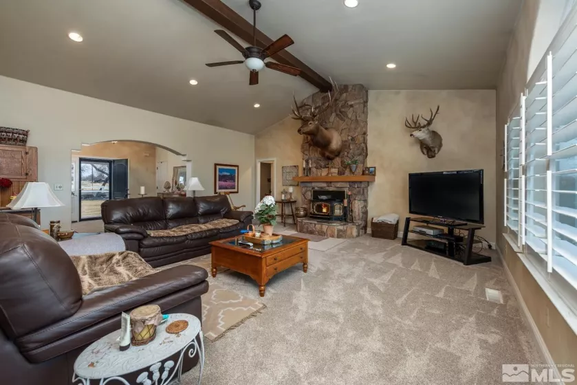 1585 Buckeye, Minden, Nevada 89423, 4 Bedrooms Bedrooms, ,3 BathroomsBathrooms,Residential,Residential,Buckeye,250001826