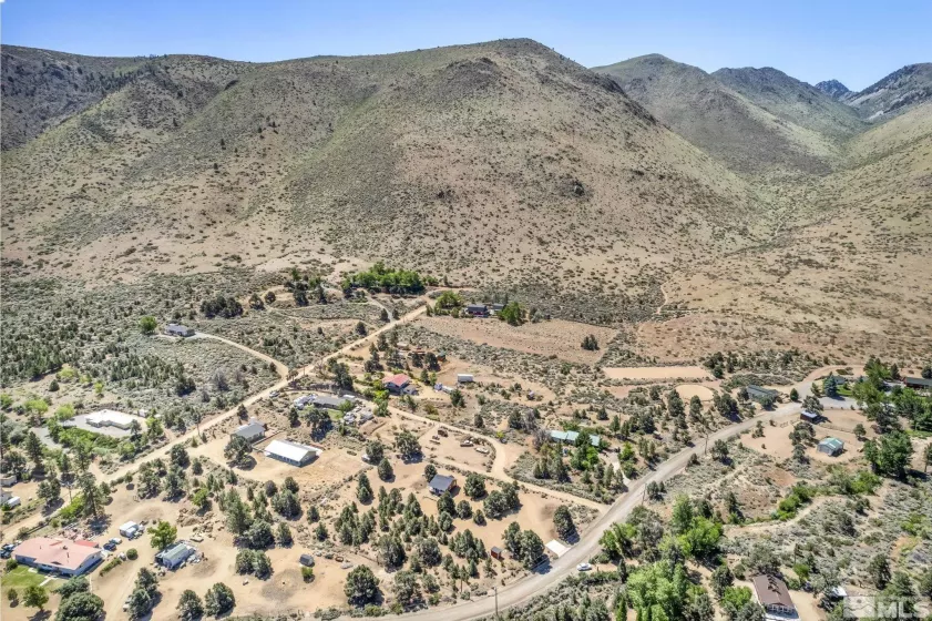 591 Pine Nut, Coleville, California 96107, 1 Bedroom Bedrooms, ,1 BathroomBathrooms,Residential,Residential,Pine Nut,250002943