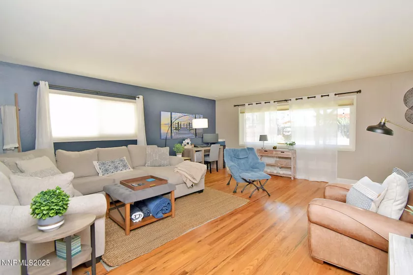 1030 Golconda, Reno, Nevada 89509, 3 Bedrooms Bedrooms, ,2 BathroomsBathrooms,Residential,Residential,Golconda,250053624