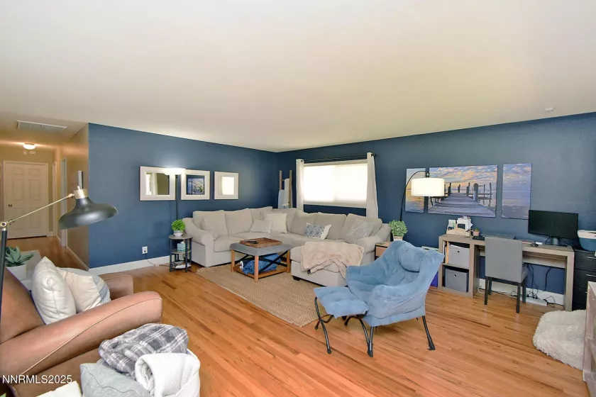 1030 Golconda, Reno, Nevada 89509, 3 Bedrooms Bedrooms, ,2 BathroomsBathrooms,Residential,Residential,Golconda,250053624