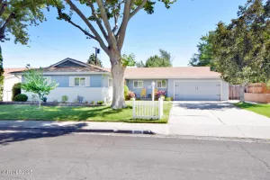 1030 Golconda, Reno, Nevada 89509, 3 Bedrooms Bedrooms, ,2 BathroomsBathrooms,Residential,Residential,Golconda,250053624