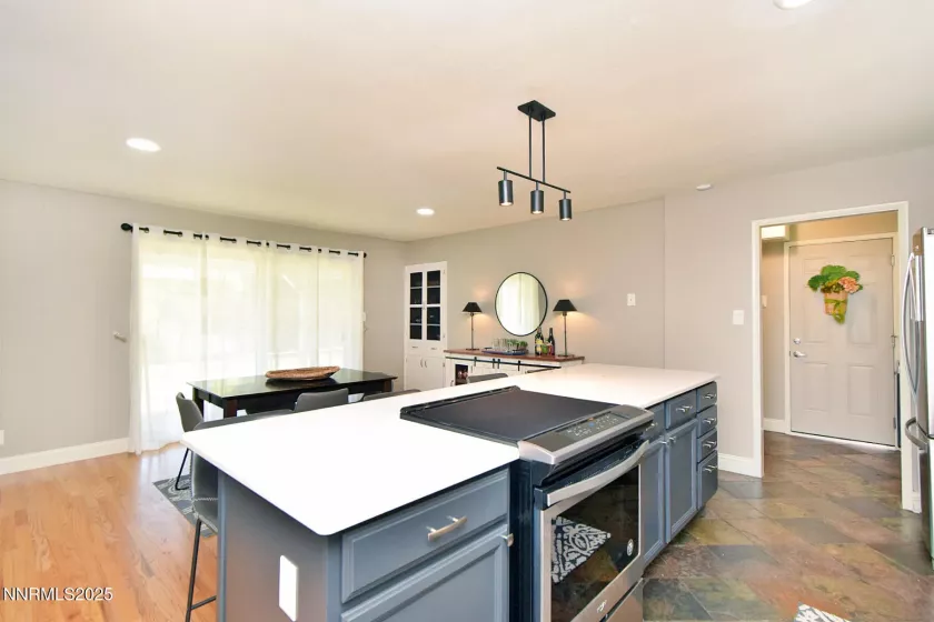 1030 Golconda, Reno, Nevada 89509, 3 Bedrooms Bedrooms, ,2 BathroomsBathrooms,Residential,Residential,Golconda,250053624