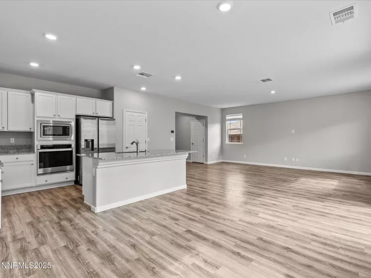 14255 Tuscan Sun, Reno, Nevada 89511, 4 Bedrooms Bedrooms, ,3 BathroomsBathrooms,Residential,Residential,Tuscan Sun,250053626