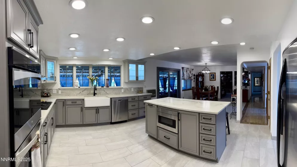 1956 Rockbottom, Gardnerville, Nevada 89410, 3 Bedrooms Bedrooms, ,3 BathroomsBathrooms,Residential,Residential,Rockbottom,250053627