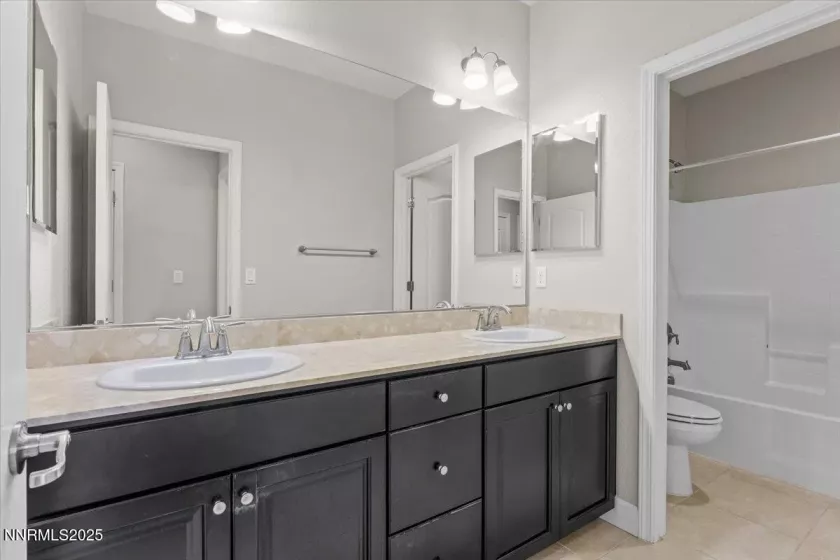 Shower/Garden Tub
