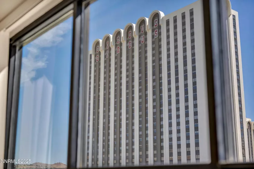 450 Arlington, Reno, Nevada 89503, 1 Bedroom Bedrooms, ,1 BathroomBathrooms,Residential,Residential,Arlington,250053631