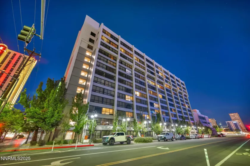 450 Arlington, Reno, Nevada 89503, 1 Bedroom Bedrooms, ,1 BathroomBathrooms,Residential,Residential,Arlington,250053631