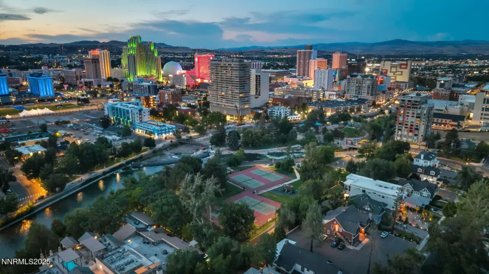 450 Arlington, Reno, Nevada 89503, 1 Bedroom Bedrooms, ,1 BathroomBathrooms,Residential,Residential,Arlington,250053631