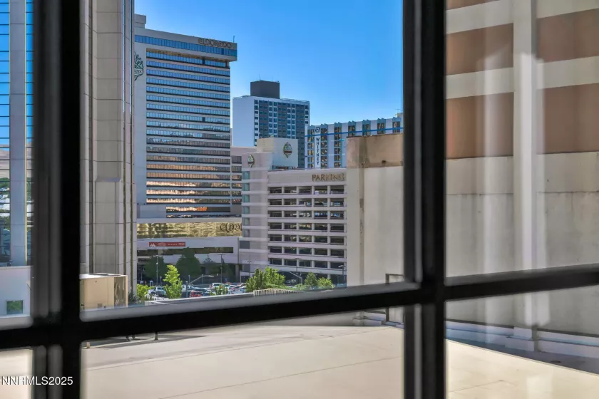 450 Arlington, Reno, Nevada 89503, 1 Bedroom Bedrooms, ,1 BathroomBathrooms,Residential,Residential,Arlington,250053631