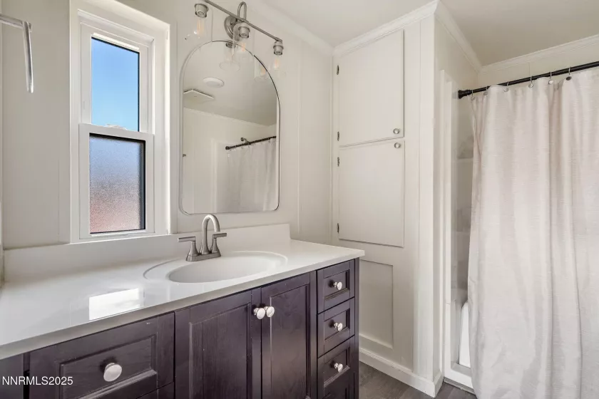 4970 Newport, Reno, Nevada 89506, 3 Bedrooms Bedrooms, ,2 BathroomsBathrooms,Residential,Residential,Newport,250053632