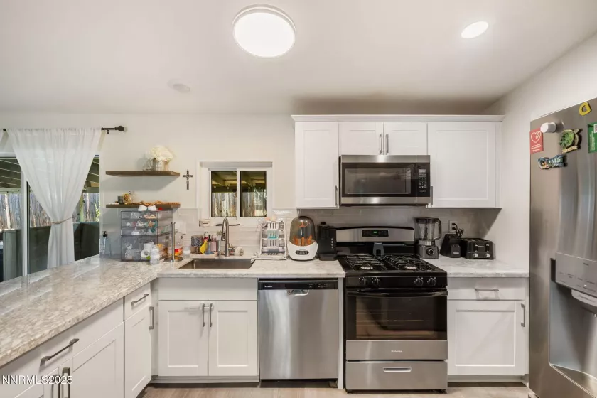 4970 Newport, Reno, Nevada 89506, 3 Bedrooms Bedrooms, ,2 BathroomsBathrooms,Residential,Residential,Newport,250053632