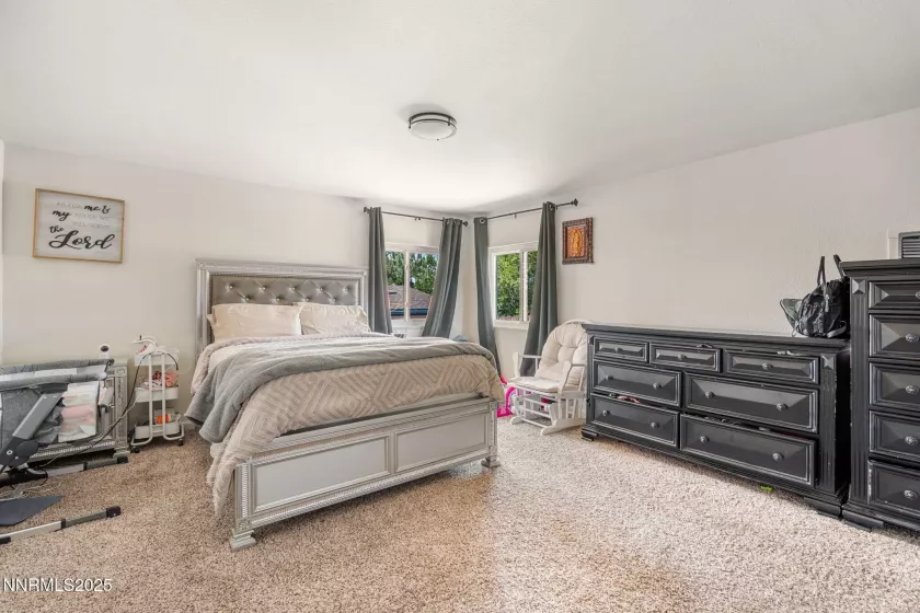 4970 Newport, Reno, Nevada 89506, 3 Bedrooms Bedrooms, ,2 BathroomsBathrooms,Residential,Residential,Newport,250053632
