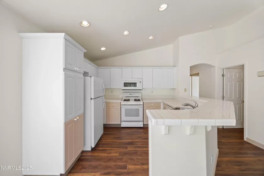 7706 Cerritos, Sparks, Nevada 89436, 2 Bedrooms Bedrooms, ,2 BathroomsBathrooms,Residential,Residential,Cerritos,250053633