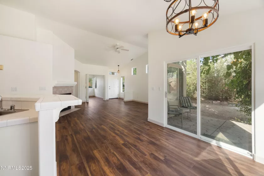 7706 Cerritos, Sparks, Nevada 89436, 2 Bedrooms Bedrooms, ,2 BathroomsBathrooms,Residential,Residential,Cerritos,250053633
