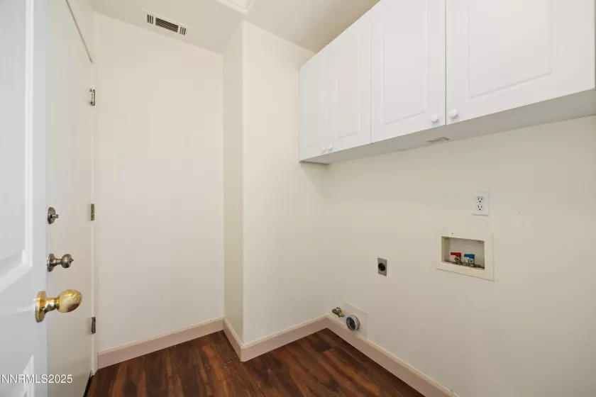 7706 Cerritos, Sparks, Nevada 89436, 2 Bedrooms Bedrooms, ,2 BathroomsBathrooms,Residential,Residential,Cerritos,250053633