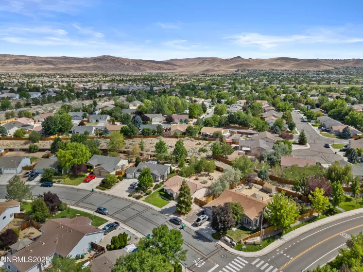 7706 Cerritos, Sparks, Nevada 89436, 2 Bedrooms Bedrooms, ,2 BathroomsBathrooms,Residential,Residential,Cerritos,250053633