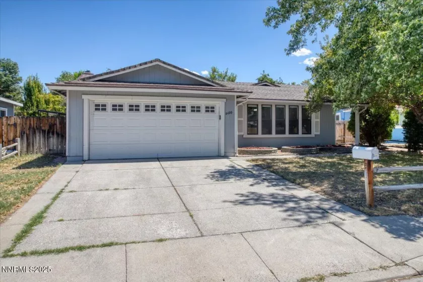 4400 Sierra Madre, Reno, Nevada 89502, 3 Bedrooms Bedrooms, ,2 BathroomsBathrooms,Residential,Residential,Sierra Madre,250053634