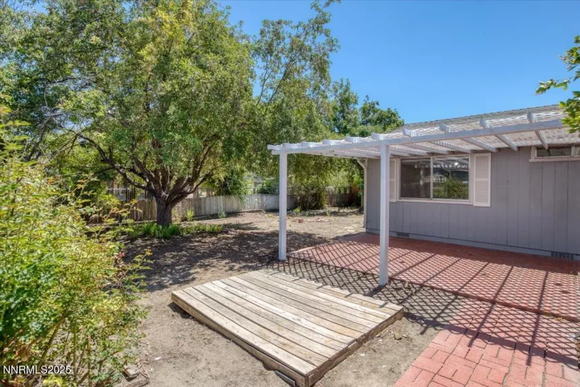 4400 Sierra Madre, Reno, Nevada 89502, 3 Bedrooms Bedrooms, ,2 BathroomsBathrooms,Residential,Residential,Sierra Madre,250053634