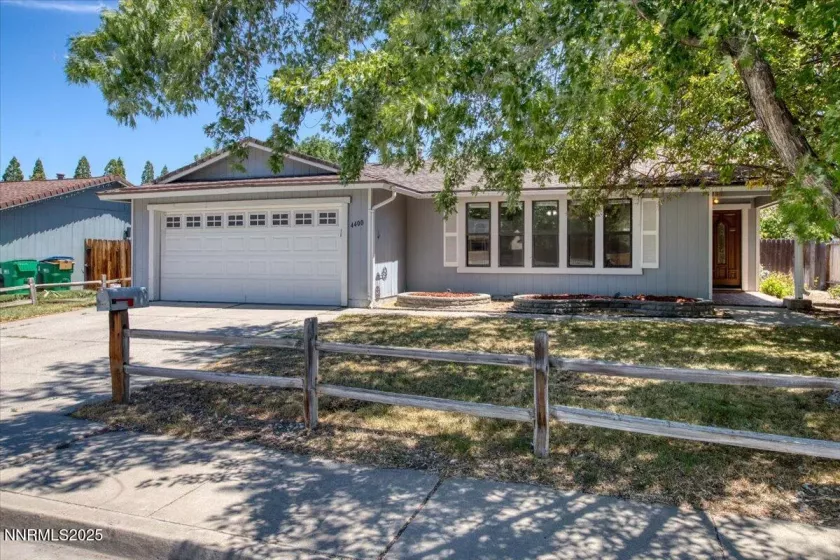4400 Sierra Madre, Reno, Nevada 89502, 3 Bedrooms Bedrooms, ,2 BathroomsBathrooms,Residential,Residential,Sierra Madre,250053634
