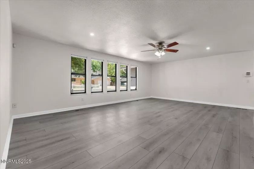 4400 Sierra Madre, Reno, Nevada 89502, 3 Bedrooms Bedrooms, ,2 BathroomsBathrooms,Residential,Residential,Sierra Madre,250053634