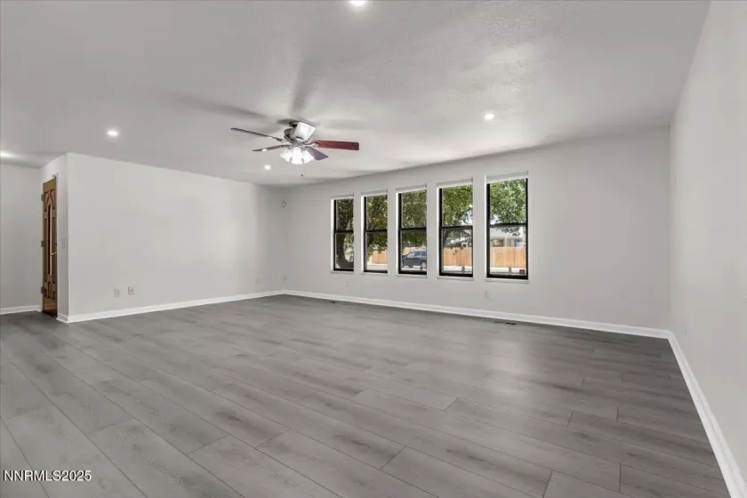 4400 Sierra Madre, Reno, Nevada 89502, 3 Bedrooms Bedrooms, ,2 BathroomsBathrooms,Residential,Residential,Sierra Madre,250053634