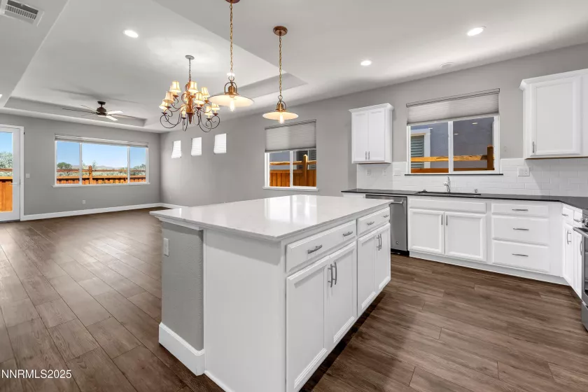 6579 Angels Orchard, Sparks, Nevada 89436, 4 Bedrooms Bedrooms, ,2 BathroomsBathrooms,Residential,Residential,Angels Orchard,250053638