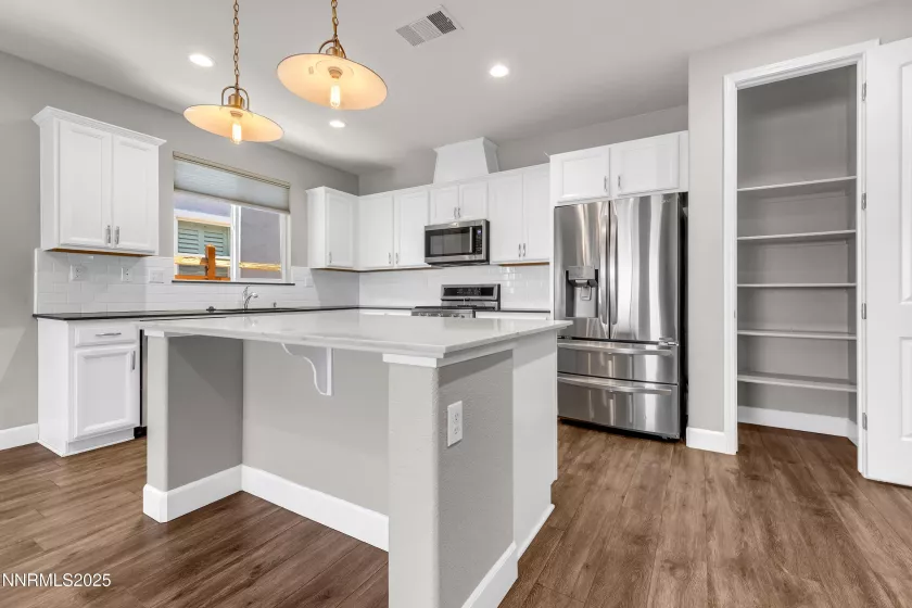 6579 Angels Orchard, Sparks, Nevada 89436, 4 Bedrooms Bedrooms, ,2 BathroomsBathrooms,Residential,Residential,Angels Orchard,250053638