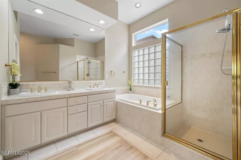 PRIMARY BATH BRAND NEW FLOORING