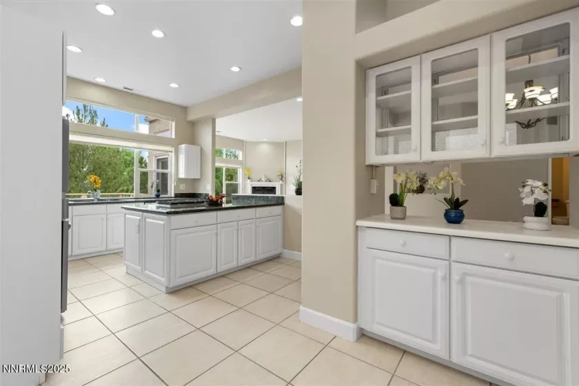 2543 Edgerock Rd, Reno, Nevada 89519, 3 Bedrooms Bedrooms, ,3 BathroomsBathrooms,Residential,Residential,Edgerock Rd,250053639