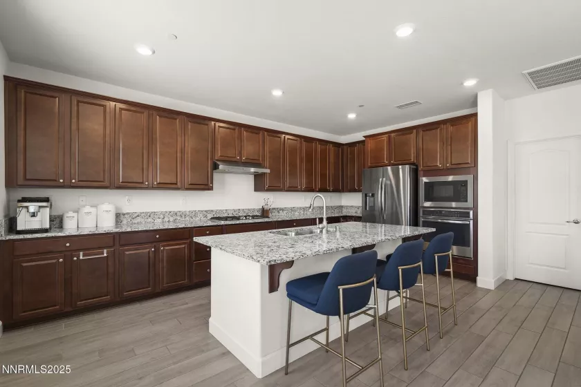 1690 Verdi Vista, Reno, Nevada 89523, 3 Bedrooms Bedrooms, ,3 BathroomsBathrooms,Residential,Residential,Verdi Vista,250053643