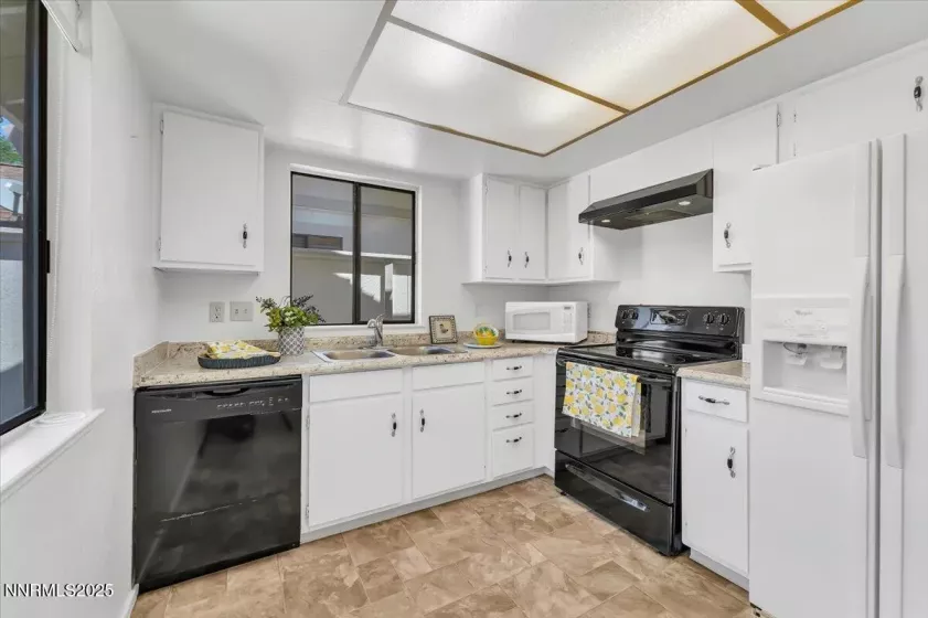 1161 Rayburn, Reno, Nevada 89503, 3 Bedrooms Bedrooms, ,2 BathroomsBathrooms,Residential,Residential,Rayburn,250053644