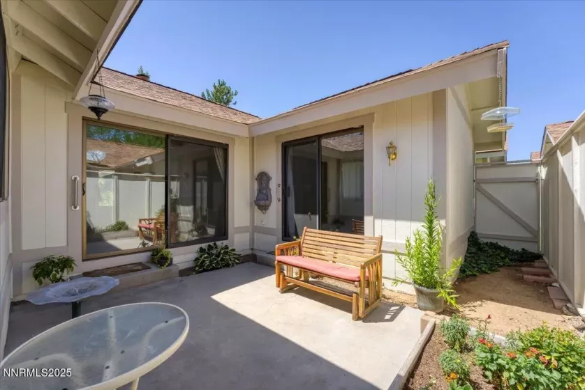 1161 Rayburn, Reno, Nevada 89503, 3 Bedrooms Bedrooms, ,2 BathroomsBathrooms,Residential,Residential,Rayburn,250053644