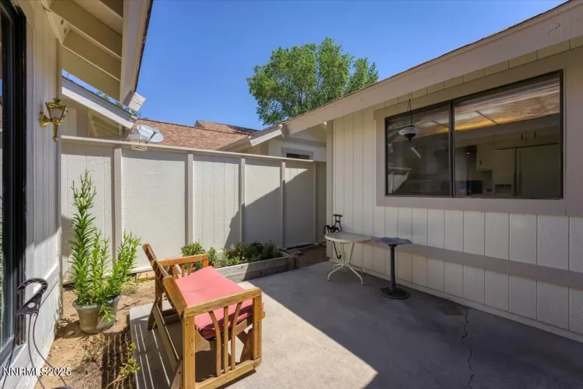 1161 Rayburn, Reno, Nevada 89503, 3 Bedrooms Bedrooms, ,2 BathroomsBathrooms,Residential,Residential,Rayburn,250053644