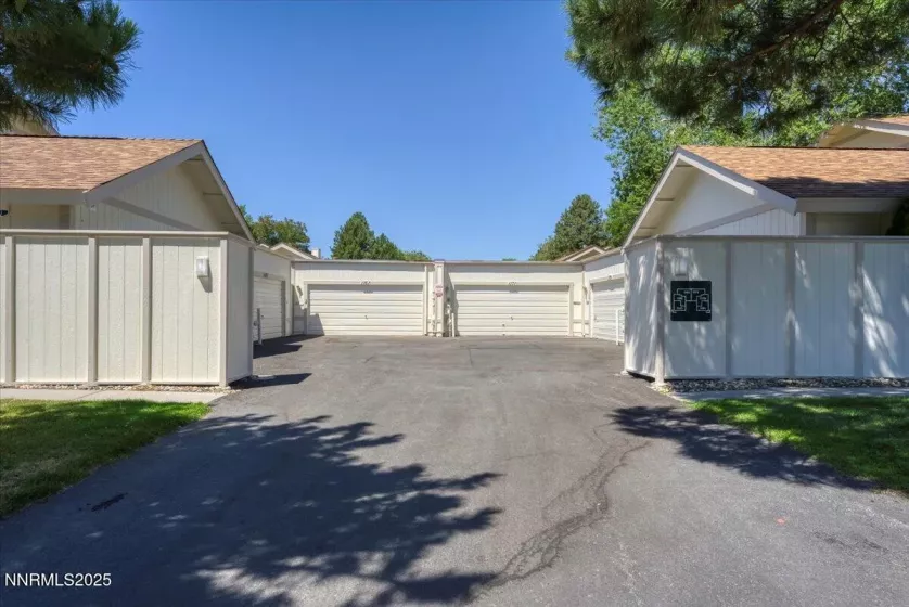 1161 Rayburn, Reno, Nevada 89503, 3 Bedrooms Bedrooms, ,2 BathroomsBathrooms,Residential,Residential,Rayburn,250053644