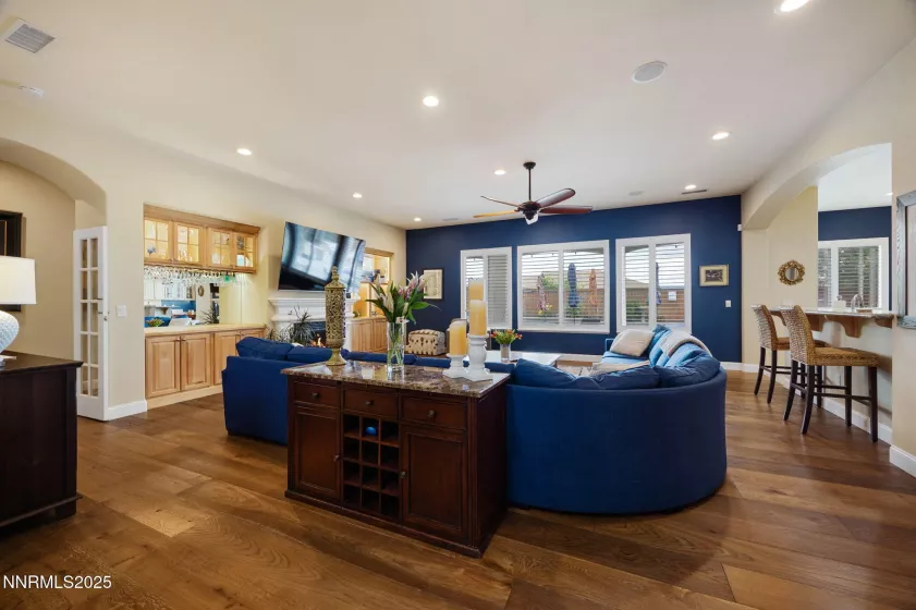 180 Shady Valley, Spanish Springs, Nevada 89441, 4 Bedrooms Bedrooms, ,3 BathroomsBathrooms,Residential,Residential,Shady Valley,250053646