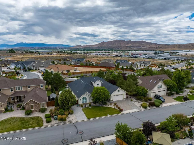 180 Shady Valley, Spanish Springs, Nevada 89441, 4 Bedrooms Bedrooms, ,3 BathroomsBathrooms,Residential,Residential,Shady Valley,250053646