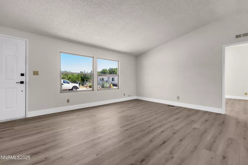 5136 Sun Valley, Sun Valley, Nevada 89433, 3 Bedrooms Bedrooms, ,2 BathroomsBathrooms,Residential,Residential,Sun Valley,250053657