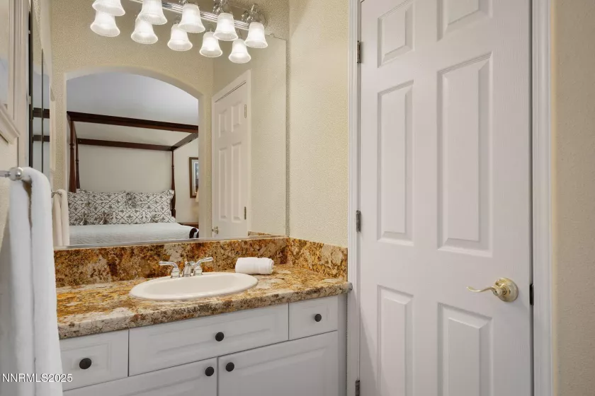 3206 Old Coach, Reno, Nevada 89511, 2 Bedrooms Bedrooms, ,3 BathroomsBathrooms,Residential,Residential,Old Coach,250053658