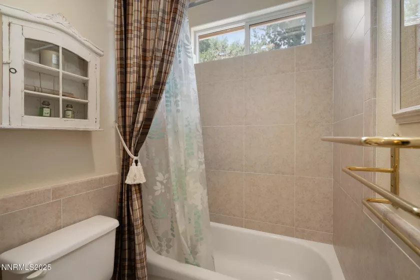 3206 Old Coach, Reno, Nevada 89511, 2 Bedrooms Bedrooms, ,3 BathroomsBathrooms,Residential,Residential,Old Coach,250053658