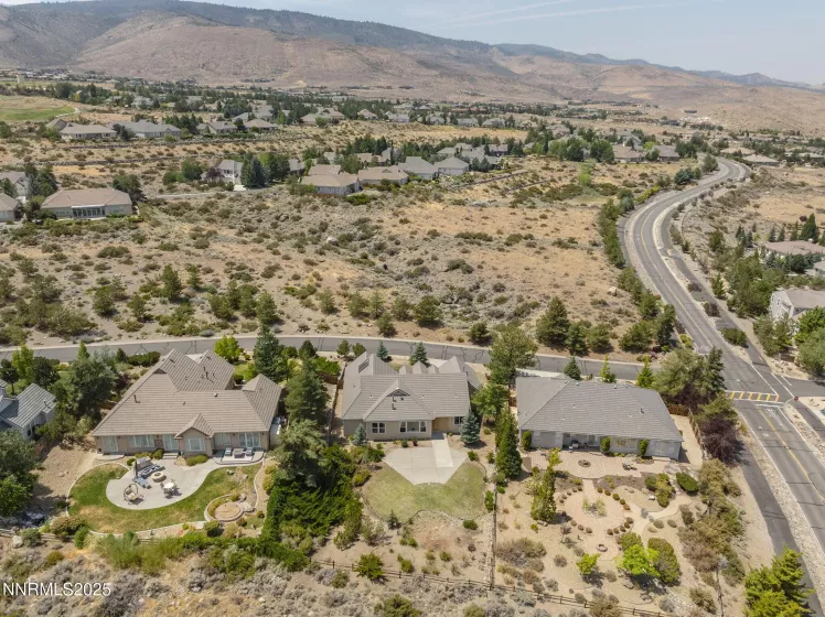 3206 Old Coach, Reno, Nevada 89511, 2 Bedrooms Bedrooms, ,3 BathroomsBathrooms,Residential,Residential,Old Coach,250053658