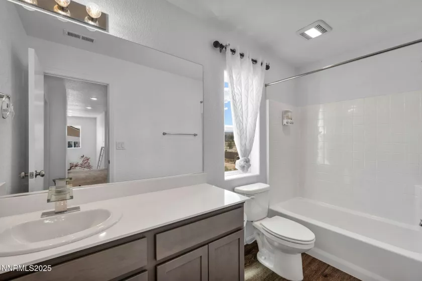 2278 Evelynn, Fernley, Nevada 89408, 3 Bedrooms Bedrooms, ,3 BathroomsBathrooms,Residential,Residential,Evelynn,250053661